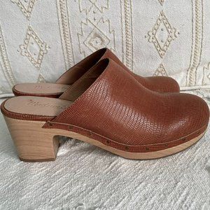 Madewell Ayanna Leather Studded Clogs MC717, Size 9